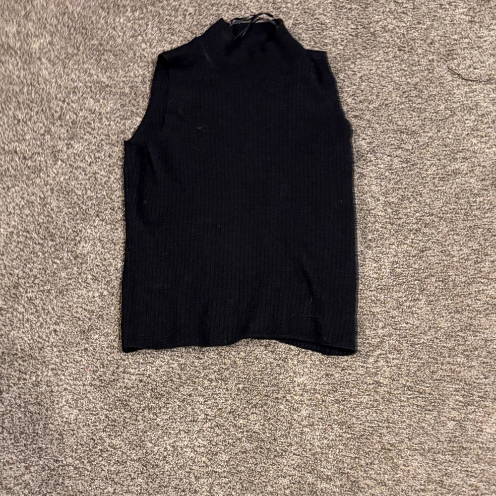 Black Sleeveless Turtleneck Top